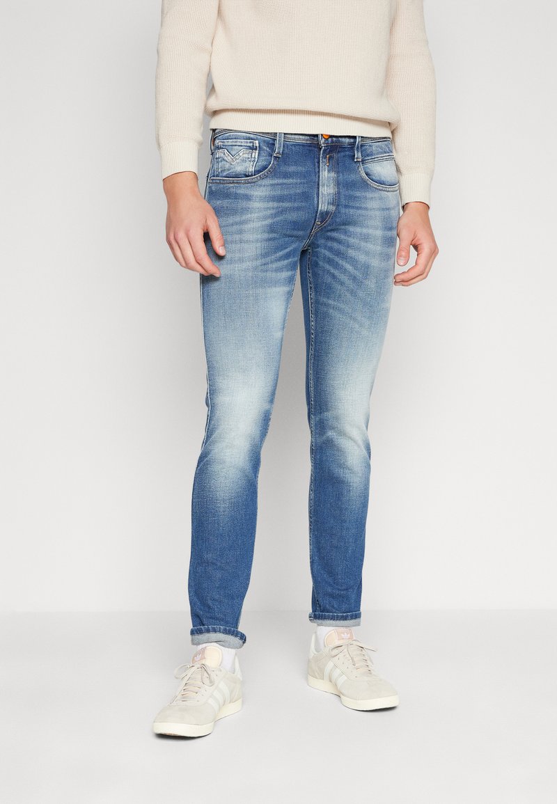 Replay - ANBASS PANTS - Jeans slim fit - medium blue, Förstora