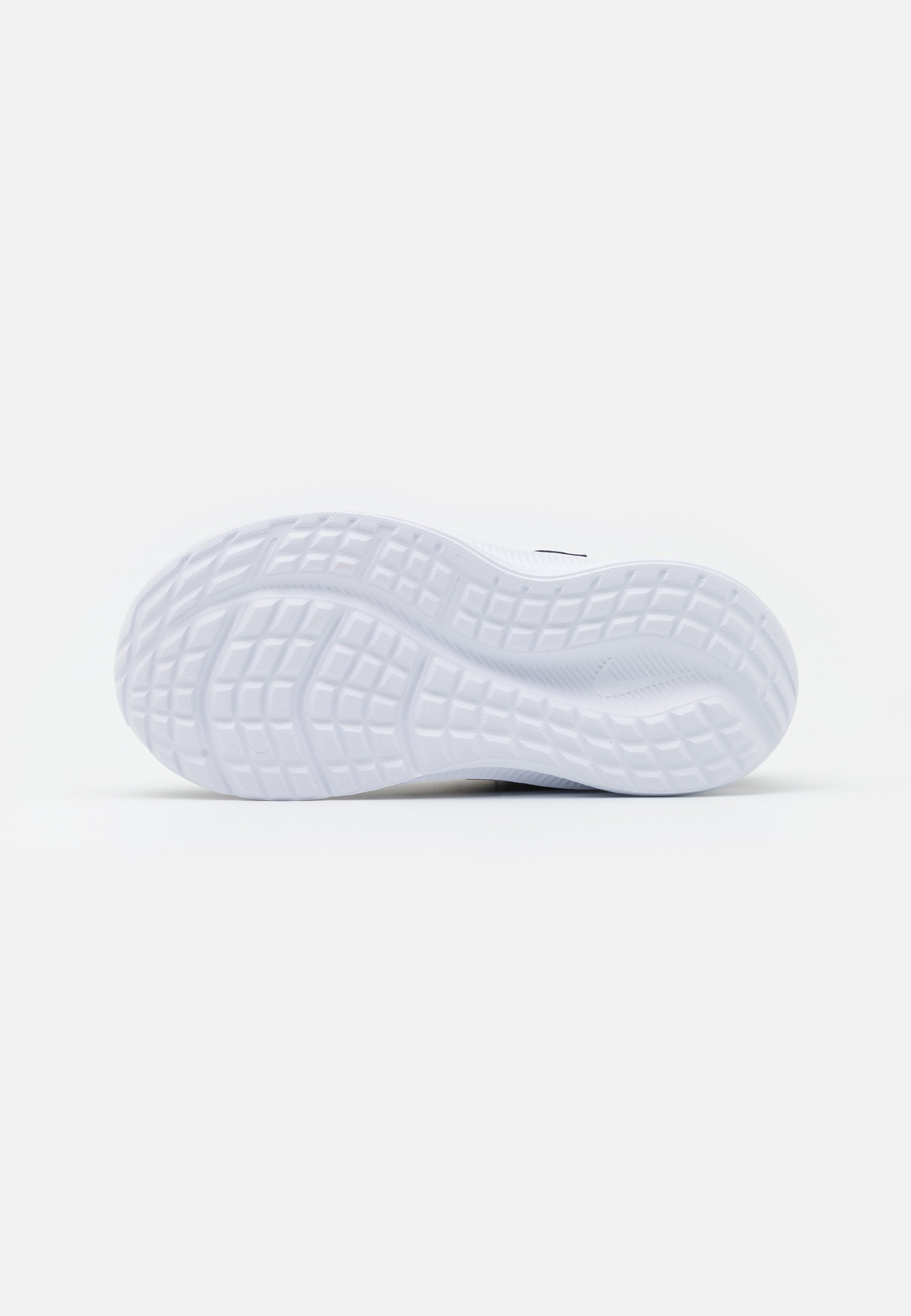 Nike Performance DOWNSHIFTER 11 