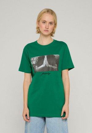 PRAY - Print T-shirt - forest green