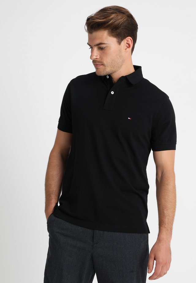 CORE REGULAR FIT - Poloshirt - flag black