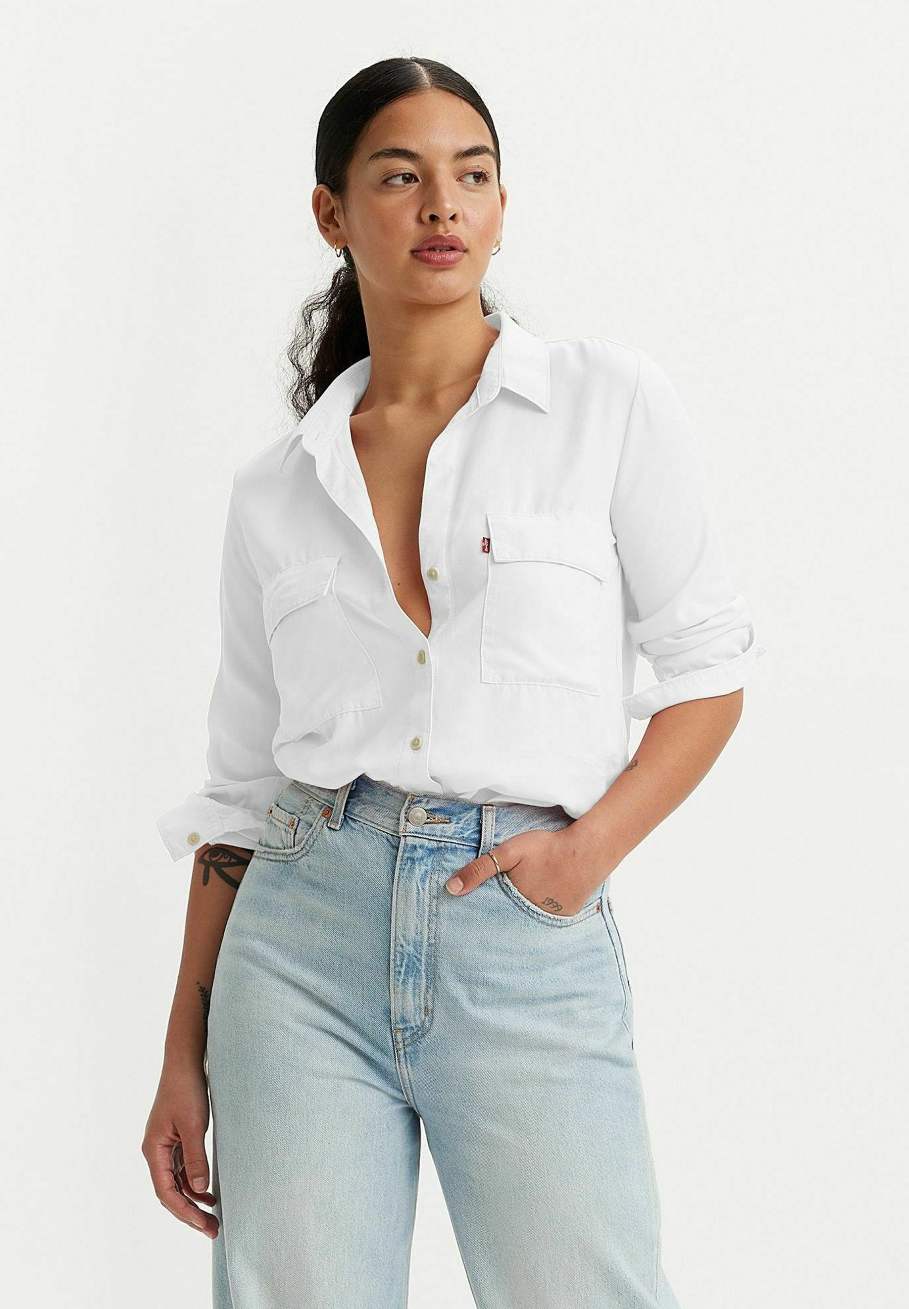 Levi's® DOREEN UTILITY IN PATCHES Button-down blouse bright
