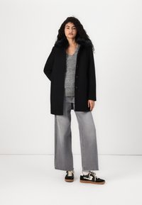 Vero Moda VMAUTUMN COZY JACKET - Cappotto classico - black