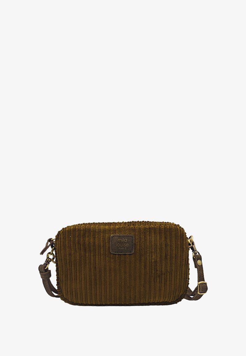 Sac à bandoulière en velours côtelé marron avec texture ribbed, arborant un patch logo, une sangle réglable et des accents en métal doré.