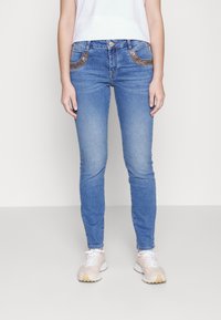 Mos Mosh - ARROWS - Slim fit jeans - blue Thumbnail Image 1