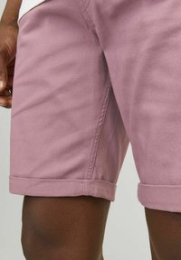 Jack & Jones STRICK ORIGINAL - Kratke hlače od trapera - mesa rose