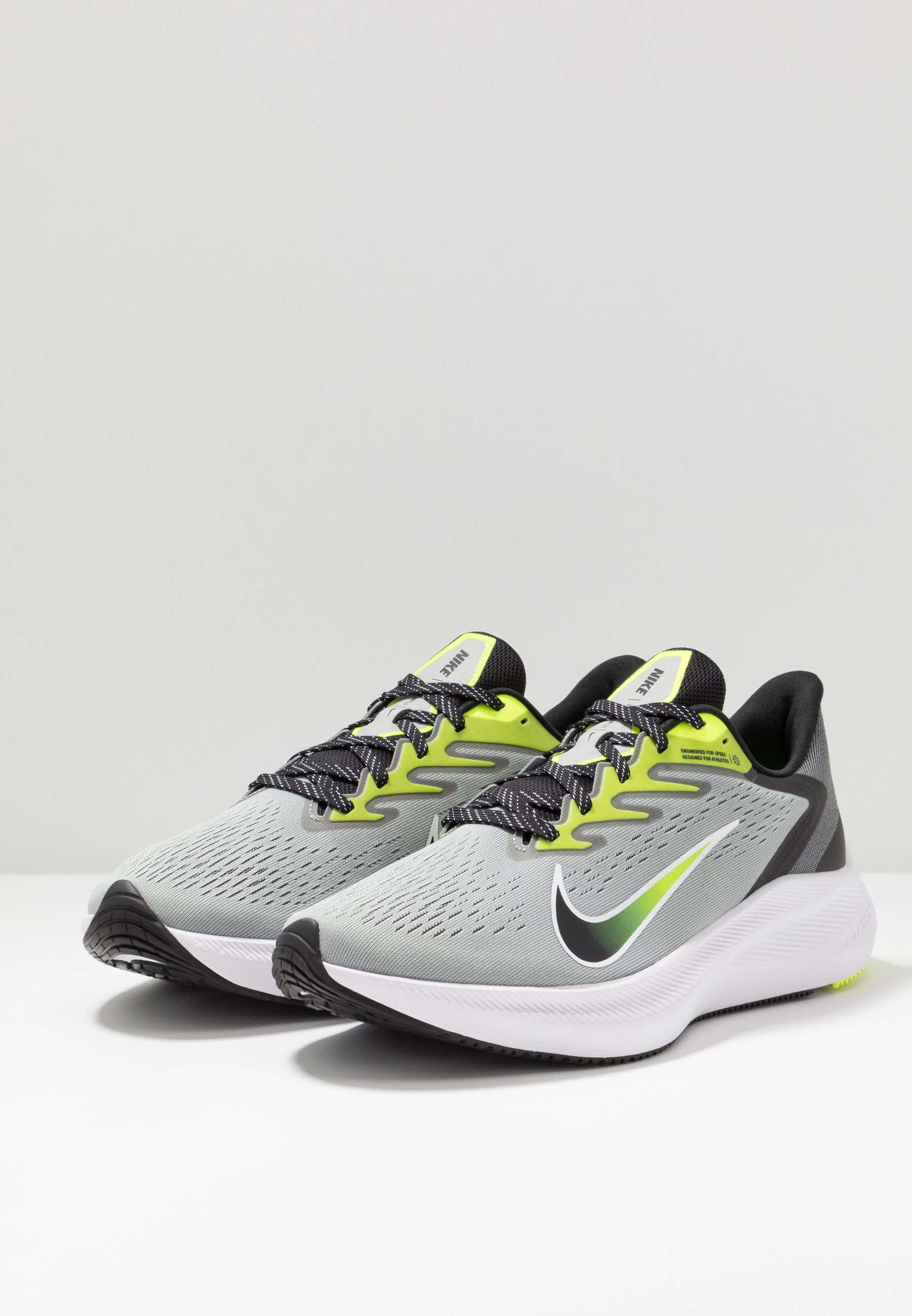 nike zoom light