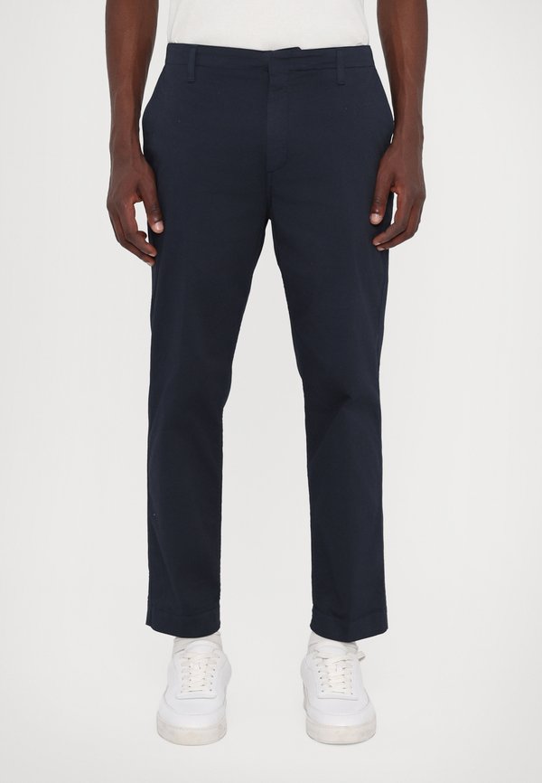 TROUSERS ZYAN - Chinos