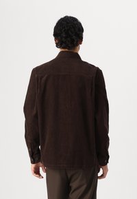 Samsøe Samsøe SADAMON SHIRT  - Marškiniai - turkish coffee