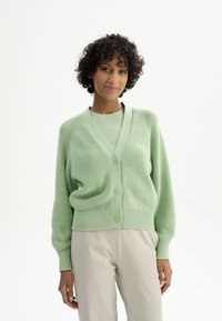 Unausgewählt, spring melange