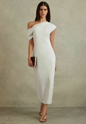 REGULAR FIT - LAUREY - Etuikjole - ivory