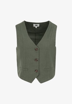 Chaleco de lino verde con escote en V, cuatro botones marrones y dos bolsillos frontales. Diseño simple con un acabado texturizado.