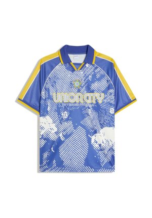 Maillot de sport bleu et jaune à manches courtes avec motif blanc abstrait, texte « Union City International » et un petit emblème sous le col.
