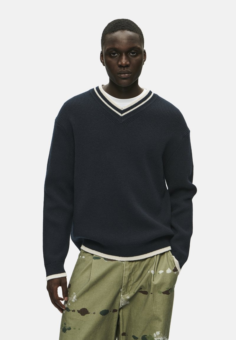 WOOD WOOD COBEK V-NECK  - Jersey de punto - salute