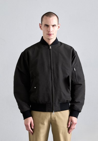NN.07 Bomberjacke - black