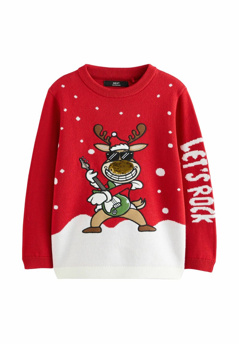 Rød strikket sweater med snefnugmønstre, der viser et tegneserie-rensdyr i solbriller med en grøn guitar. Hvid nederste sektion og teksten "LAD OS ROCKE."