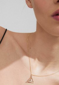 Pilgrim FOCUS - Kaelakee - gold plated