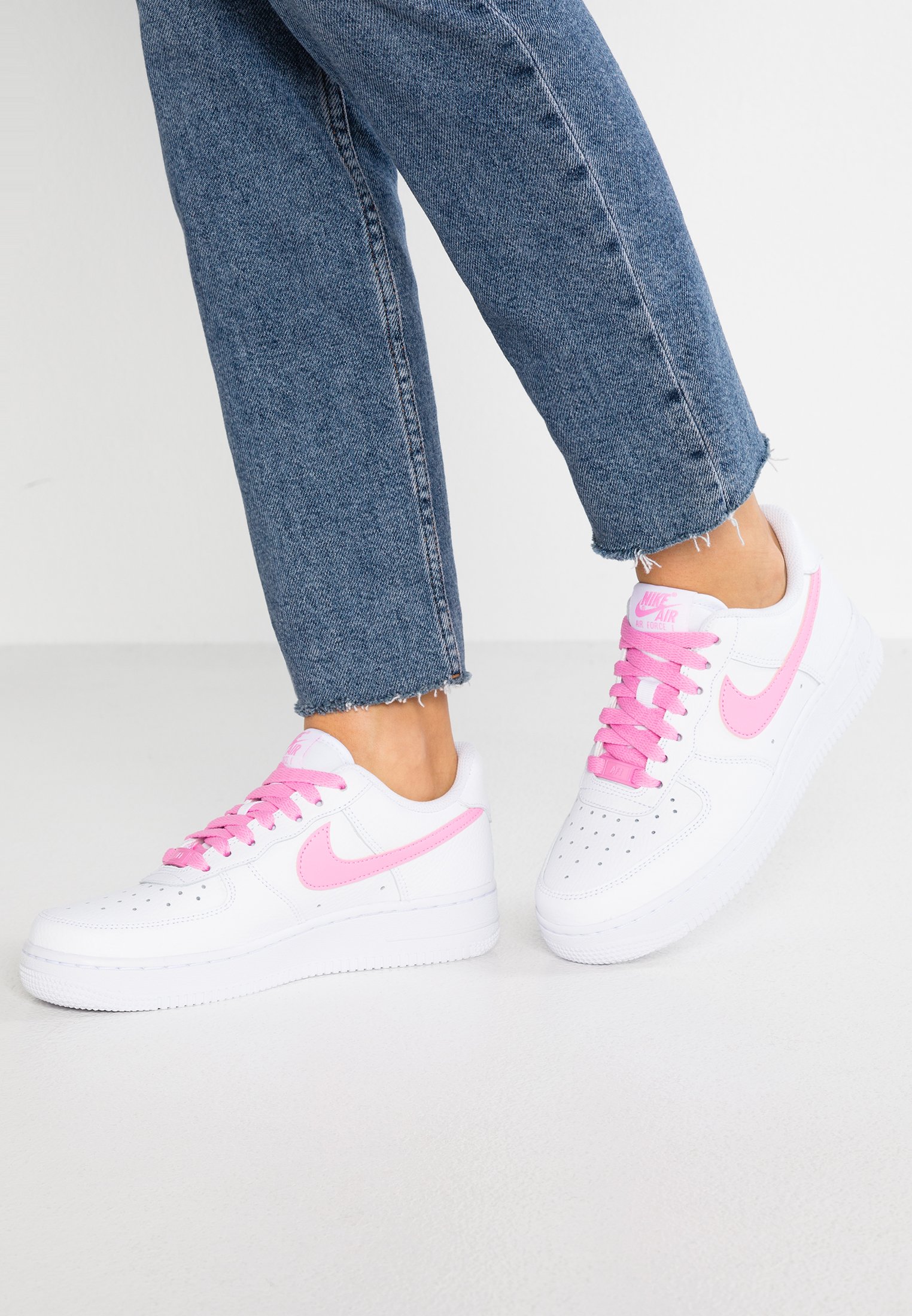 air force 1 07 white psychic pink