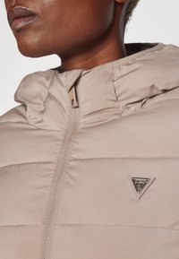 Guess NEW ALETA LONG PUFFER JACKET - Manteau d'hiver - weathered grey
