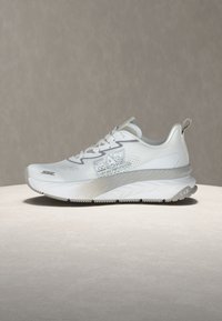 Δεν επιλέχθηκε, optical white/silver-coloured