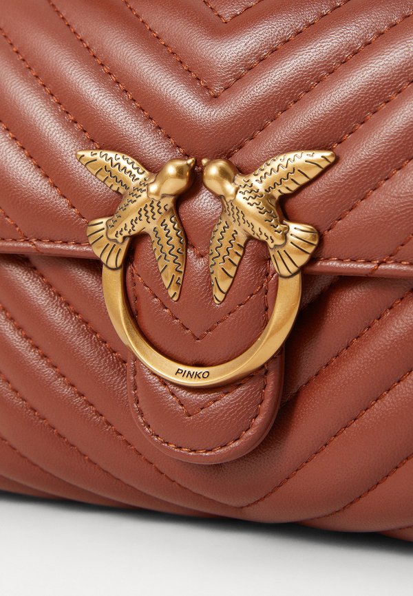 LOVE LADY PUFF MINI CHEVRON - Handbag3