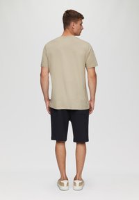 QS FRONT - T-shirt print - beige