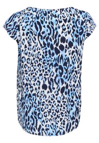 Bluza z leopardjim vzorcem v modrih odtenkih, s kratkimi rokavi. Mehak material v temno modri, svetlo modri in beli barvi. Okroglen rob na dnu.