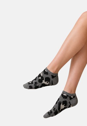 Yuhu, LEOPARDEN PRINT SNEAKER 5 PACK 36-41 - Socks - grau