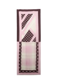 Sciarpa rettangolare in rosa e bordeaux, con motivi geometrici e design a scacchi, rifinita con una texture morbida e bordi frangiati.