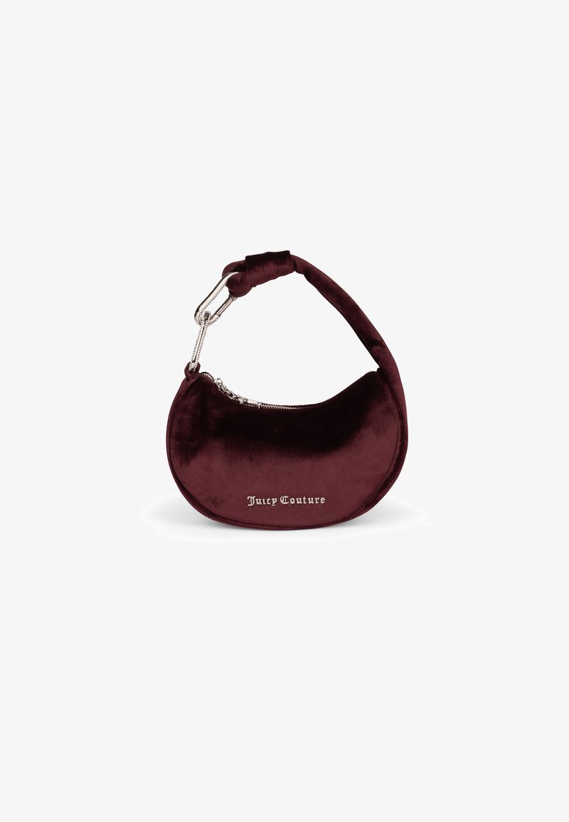 Burgundská sametová kabelka v půlměsíčním tvaru, s kovovým zipem stříbrné barvy a krátkým uchem obaleným látkou. Značka Juicy Couture.