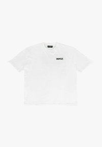Weißes Baumwoll-T-Shirt mit kurzen Ärmeln, rundem Halsausschnitt und "DROPSIZE" in Schwarz auf der linken Brustseite bedruckt.