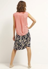 Esprit Bluse - coral