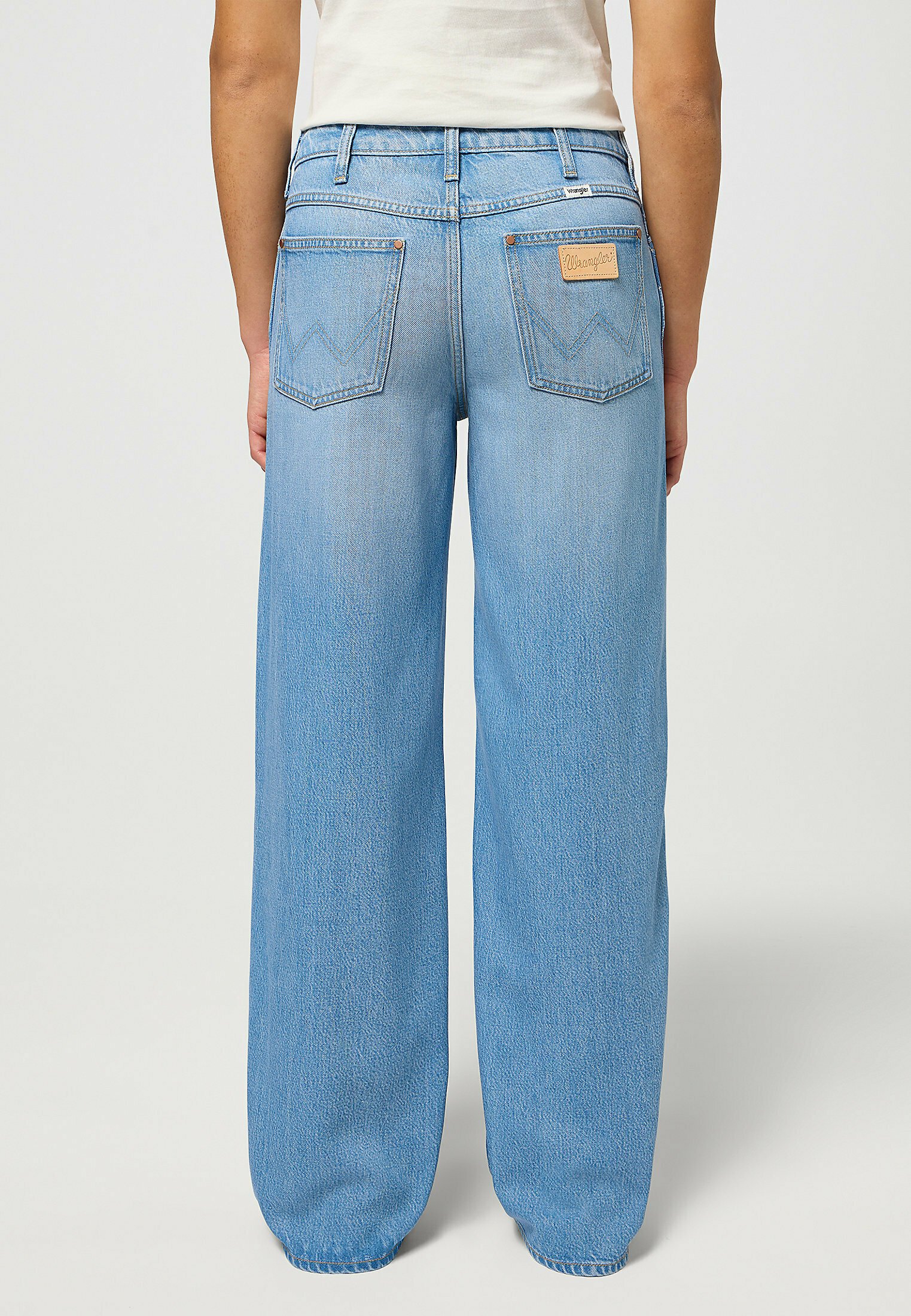 Wrangler WORLD WIDE - Straight leg jeans - betty blue/blauw denim/bluedenim  - Zalando.nl
