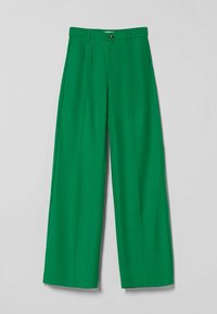 Högmidjade, vida byxor i klart grönt tyg. Har framknäppning med knapp och veck, med en slät yta utan synliga mönster.