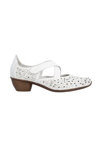 Chaussure Mary Jane blanche à talon bas avec motifs floraux découpés, bride Velcro sur le cou-de-pied et talon empilé en bois.