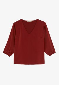 Rote V-Ausschnitt-Bluse mit dreiviertel Ärmeln und gerafften elastischen Bündchen, aus glattem, leichtem Stoff gefertigt.