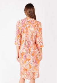 Key Largo WD INDIA V-NECK - Freizeitkleid - orange