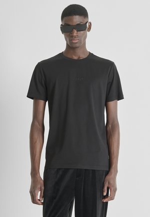 WITH SHINING CLUBBER - T-shirt basic - black