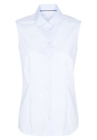 Blouse bleu clair sans manches avec col à revers, dotée d'une fermeture à boutons sur le devant et d'une texture lisse ; coupe structurée avec un ourlet arrondi.
