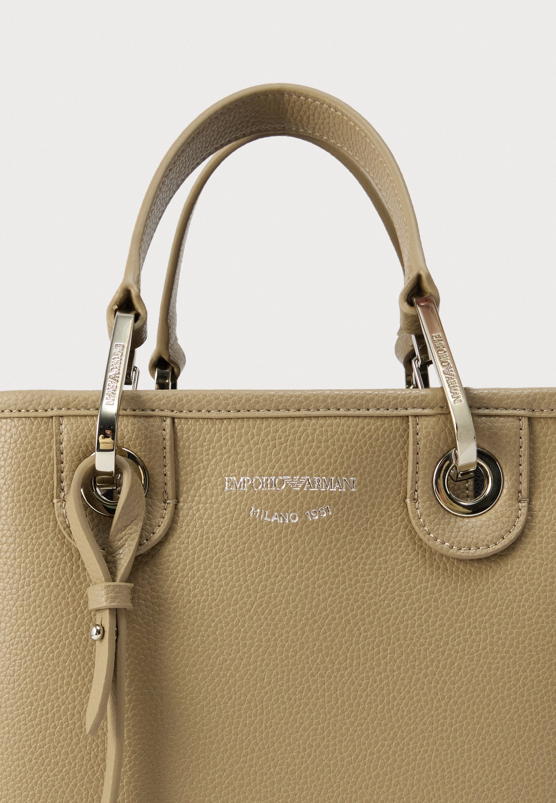 Emporio Armani SHOPPING BAG - Sac à main - creta/moka/beige - ZALANDO