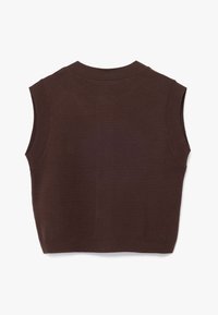 Top senza maniche di colore marrone realizzato in maglia, con scollatura a girocollo a coste, caratterizzato da una texture morbida e una forma leggermente cropped e boxy.
