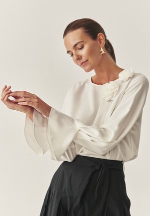 Bluză - cream white