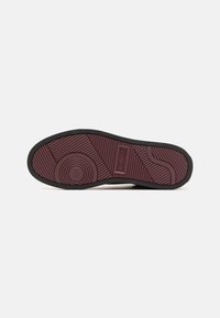 GANT MC JULIEN - Sneaker low - black