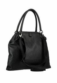 Zwarte lederen handtas met een gestructureerd oppervlak, dubbele handvatten bovenaan, ritssluiting en zilveren hardwareaccenten. Bevat een afneembare schouderriem.