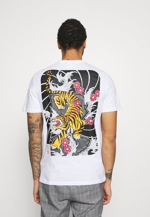 ONSAKI LIFE TEE - Triko s potiskem - white