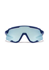 Plave sportske sunčane naočale s dizajnom koji obuhvaća, s velikim zrcalnim staklima i debelim plastičnim okvirom.