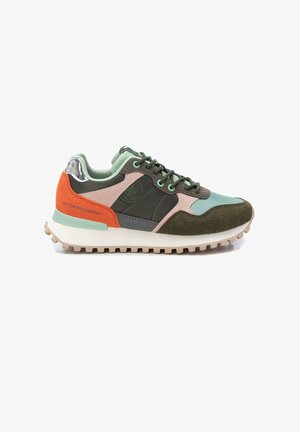 XTI, ZAPATILLA DE MUJER PLANO - KAKI - Zapatillas - verde