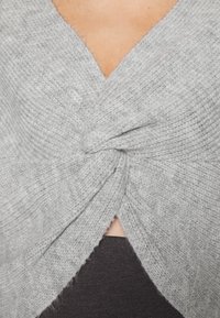 MAMALICIOUS MLSVALA CROP - Jumper - light grey