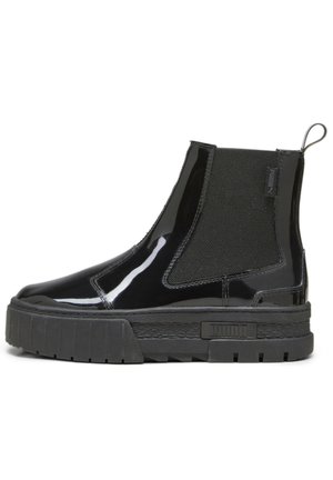 Platform ankle boots - black