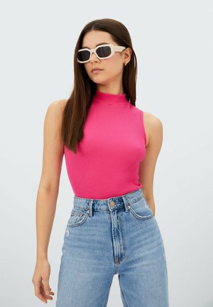 Top - neon pink