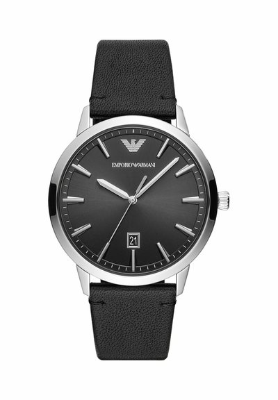 Schwarze Emporio Armani Armbanduhr mit silbernem Gehäuse, schwarzem Lederarmband, silbernen Stundenmarkierungen, Datumsanzeige und drei silbernen Zeigern, die 10:09:36 anzeigen.